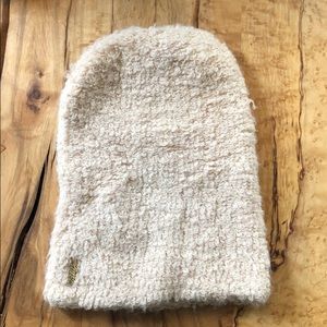 Wildfox slouch beanie, light pink/nude color.